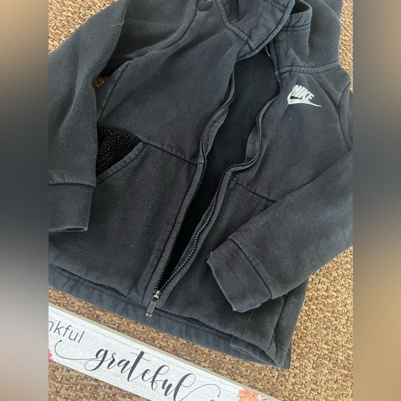 Girls Nike zipper sweater - Picture 2 of 7